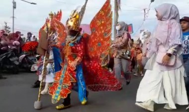Karnaval Batik Besurek Kenalkan Batik Khas Bengkulu