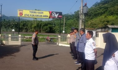 Kapolsek Cireunghas Pimpin Langsung Pelaksanaan Apel Pagi