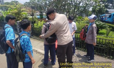 Antisipasi Tawuran Pelajar, Polisi Geledah Tas Siswa yang Nongkrong