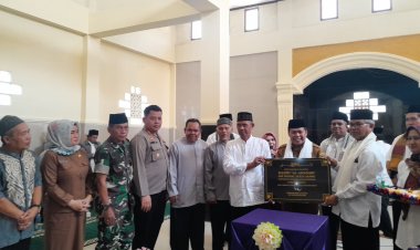 Kapolsek Sukalarang Hadiri Peresmian Masjid Al-Amanah Di SMPN 1 Sukalarang
