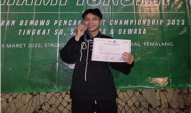 Mahasiswa STIE Totalwin Semarang, Indra Syafi'i Raih Emas pada Ajang Kejuaraan Pencak Silat Widuri Open 4 di Pemalang