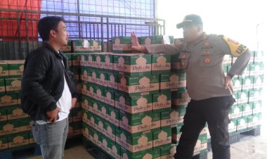 Jalin Silaturahmi, Kapolsek Sukalarang Sambang Keprodusen Air Minum Kemasan