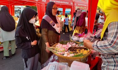 Berburu Takjil Di Berendo Ramadan