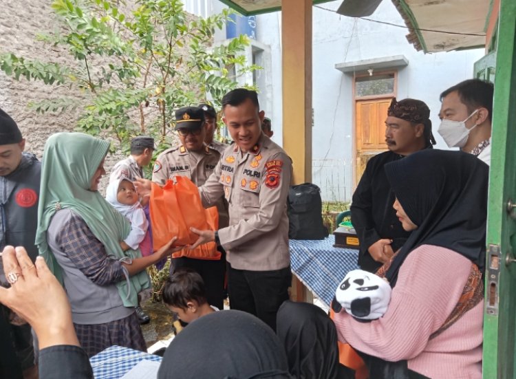 Cegah Angka Stunting,Waka Polres Sukabumi Kota Kunjungi Posyandu Melati Di Kecamatan Cireunghas