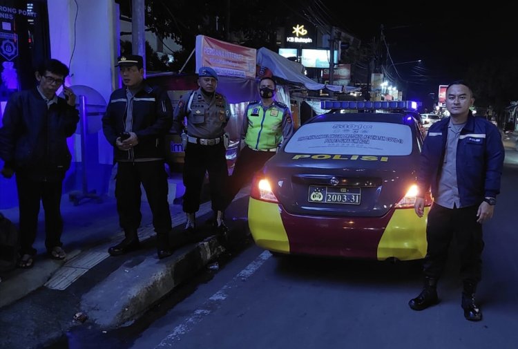 Polsek Cikole Laksanakan Patroli KRYD Antisipasi Malam Minggu