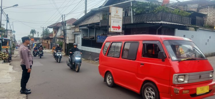 Anggota Polsek Sukabumi Lakukan Pelayanan Prima Di Pagi Hari