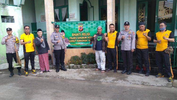 Sambut Ramadhan Anggota Polsek Lakukan Bhakti Religi.