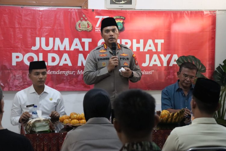 Dalam Jumat Curhat, Kapolres Metro Jakarta Barat Kombes Pol M Syahduddi: Pentingnya Peran Polisi RW
