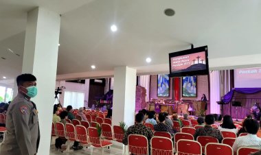 Di Bulan Ramadhan, Bhabinkamtibmas Polsek Sukalarang Tetap Lakukan PAM Gereja