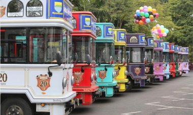 Naik Bandros Sarana Ngabuburit Bagi Warga Kota Bandung