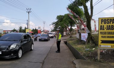 Polsek Sukalarang Laksanakan Pengaturan Lalulintas Pagi Di Hari Raya Idul Fitri