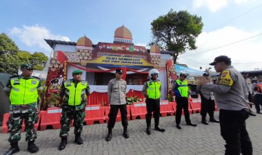 Arahan Kapolsek Sukalarang Saat Pimpin Apel Siaga Ops Ketupat 2023