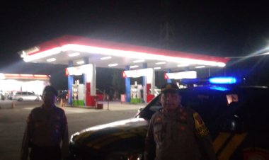 Patroli KRYD Polsek Sukalarang monitoring Dan Kontrol SPBU   Sukabumi,
