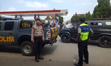 Antisipasi Kejahatan Di Siang Hari, Personel Pospam Monitoring SPBU