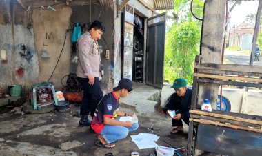Bhabinkamtibmas Sampaikan Himbauan Kamtibmas Melalui Giat Sambang