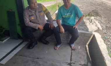 Bhabinkamtibmas Giat Sambang Kepada Warga Desa Binaan