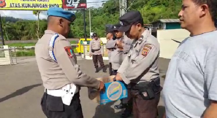 Polsek Cireunghas Laksanakan Giat Ramadhan Berinfak Dan Bersedekah