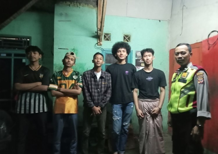 Ciptakan Keamanan Dan Kenyamanan Saat Ramadhan, Polsek Cireunghas Tingkatkan Patroli Shubuh