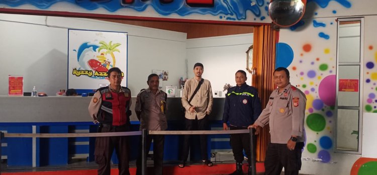 Patroli Sambang Bhabinkamtibmas Di Tempat Wisata