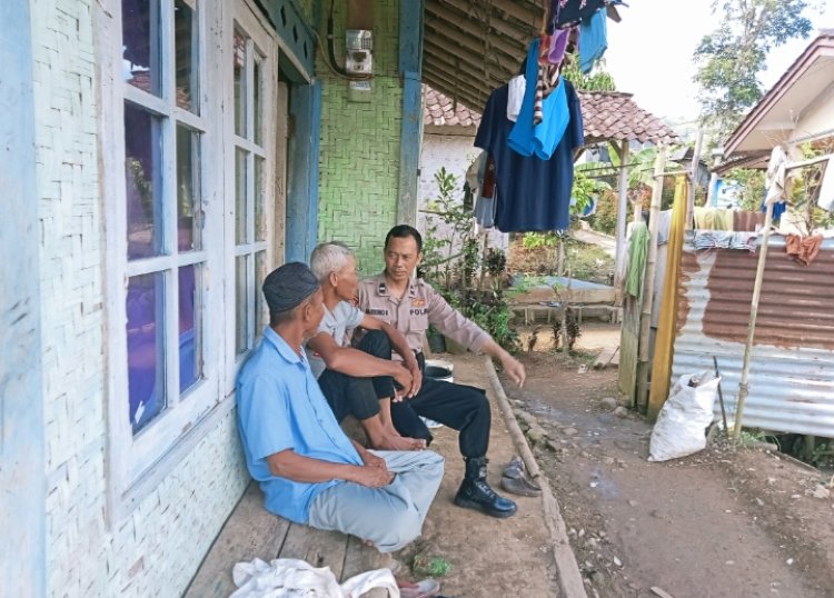 Polsek Cireunghas Polres Sukabumi Kota Laksanakan Patroli Dialogis Di Hari Kedua Lebaran