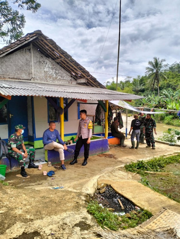 Sinergitas TNI-POLRI Desa Jambe Nenggang Polsek Kebon Pedes