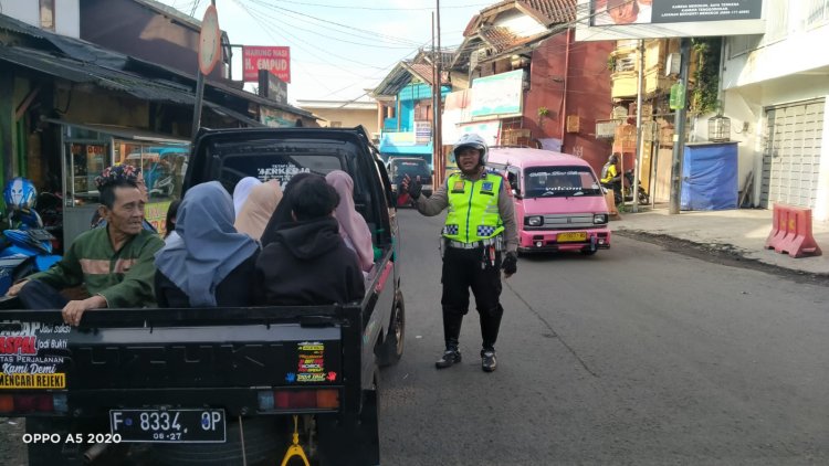 Bawa Kendaraan Bukan Untuk Peruntukannya, Polisi Berikan Teguran Humanis