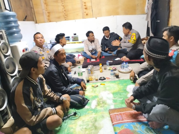 Kapolsek Sukalarang Melaksanakan giat sambang Antisipasi Maraknya Geng Motor