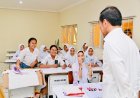 Presiden Jokowi Tinjau Aktivitas Belajar Mengajar di SMKN 4 Kota Jambi
