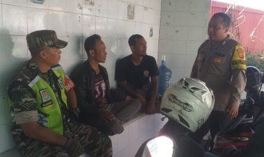 Wujud Sinergitas TNI – Polri, Babinsa dan Bhabinkamtibmas Sambang Warga