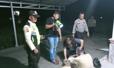 Polsek Cireunghas Polres Sukabumi Kota,Berikan Pertolongan Kepada Warga Yang Nyaris Keserempet Kereta Api