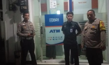 Polsek Sukalarang Patroli Malam Hari Kontrol ATM BRI Cegah Kejahatan Perbankan