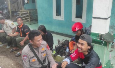 Bhabinkamtibmas Ajak Masyarakat Ciptakan Kamtibmas Aman Dan Kondusif Melalui Giat Sambang