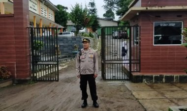 Patroli Pagi Hari, Kanit Samapta Polsek Sukalarang Sambang Sekolah