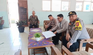 Kapolsek Sukalarang Monitoring Pelaksanaan Ujian Nasional (UN) Tingkat Sekolah Menengah Pertama