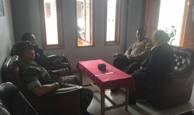 Sinergitas TNI - POLRI Polsek Sukalarang Laksanakan Giat Sambang Bersama Babinsa