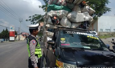 Polantas Berikan Penindakan Teguran Humanis Kepada Pengemudi Pick Up