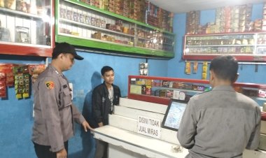 Personel Polsek Sukalarang Laksanakan Operasi Cipta Kondisi, Cegah Penyakit Masyarakat