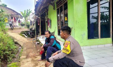 Bhabinkamtibmas Desa Sukalarang Sambang Warga Desa Binaan Pererat Tali Silaturahmi