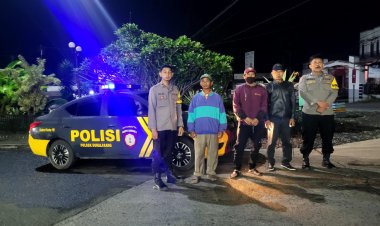 Polisi Sambangi Pangkalan Ojek Beri Himbauan Harkamtibmas Saat Patroli Malam