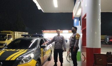 Personel Patroli Polsek Sukalarang Monitoring Dan Kontrol SPBU Cimangkok