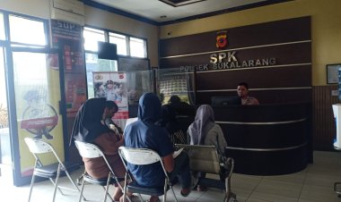 Pelayanan Prima SPKT Polsek Sukalarang Kepada Warga Masyarakat