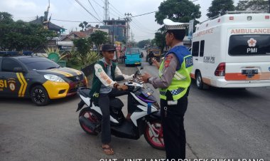 Kurangi Pelanggaran, Polisi Berikan Teguran Secara Humanis Kepada Pelanggar