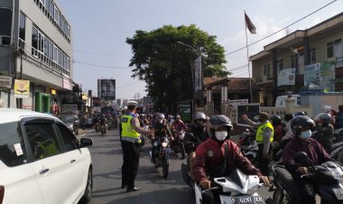 Gatur Lalulintas Sore Antisipasi Lonjakan Kendaraan Saat Bubaran kerja