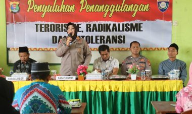 Sambut Hari Lahir Pancasila, Kasat Binmas Polres Lamsel AKP Yani Deviyanti Beri Penyuluhan Kepada Santri Mts Miftahul Huda