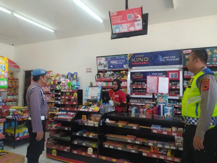 Kontrol Minimarket, Menjadi Giat Patroli Rutin Siang Hari Cegah Gukamtibmas