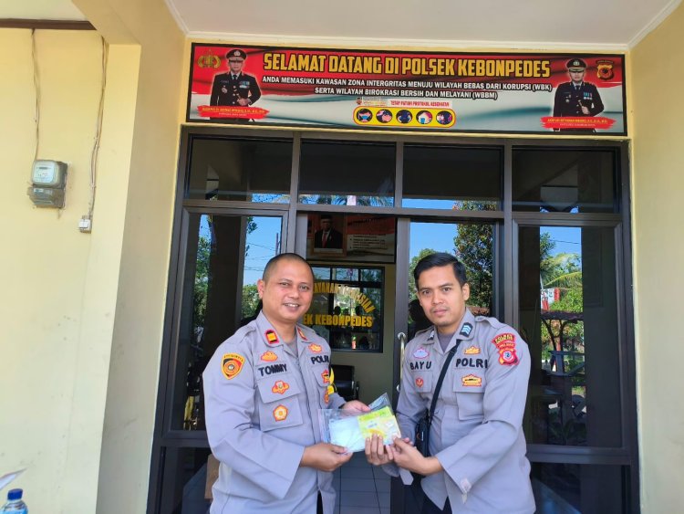 Urkes Polres Sukabumi Kota melakukan pemeriksaan kesehatan anggota Polsek Polsek Kebon Pedes