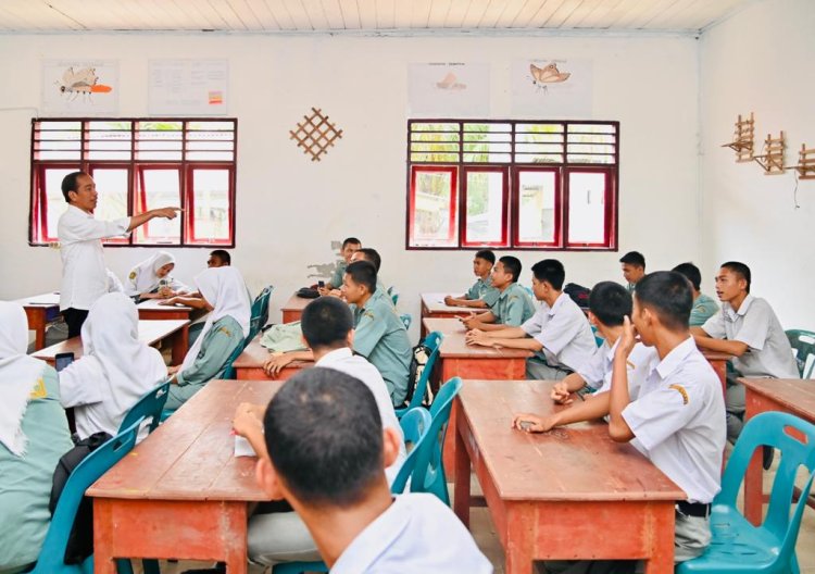 Presiden Jokowi : Sekolah Menengah Kejuruan (SMK) Menjadi Kunci Kemajuan Negara