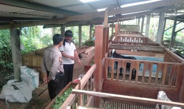 *Ciptakan Keamanan Yang Kondusif,Polisi RW Di Sukabumi Sambangi Warga Binaannya*