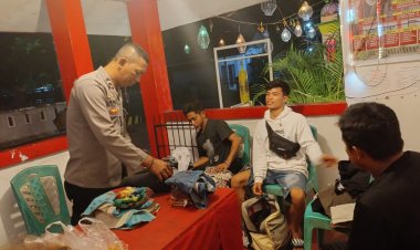 Respon Laporan Warga, Bhabinkamtibmas Polsek Maesa Periksa Pendatang Dari Manado