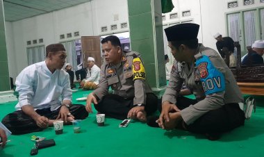 Jalin Silaturahmi, Kapolsek Sukalarang Sambang Dengan Tokoh Agama